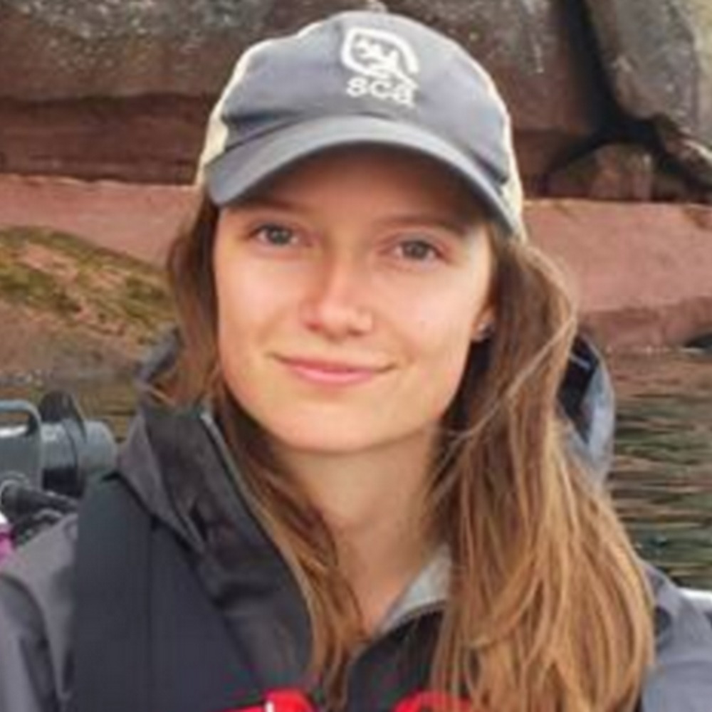 Meet your Posher, Jade